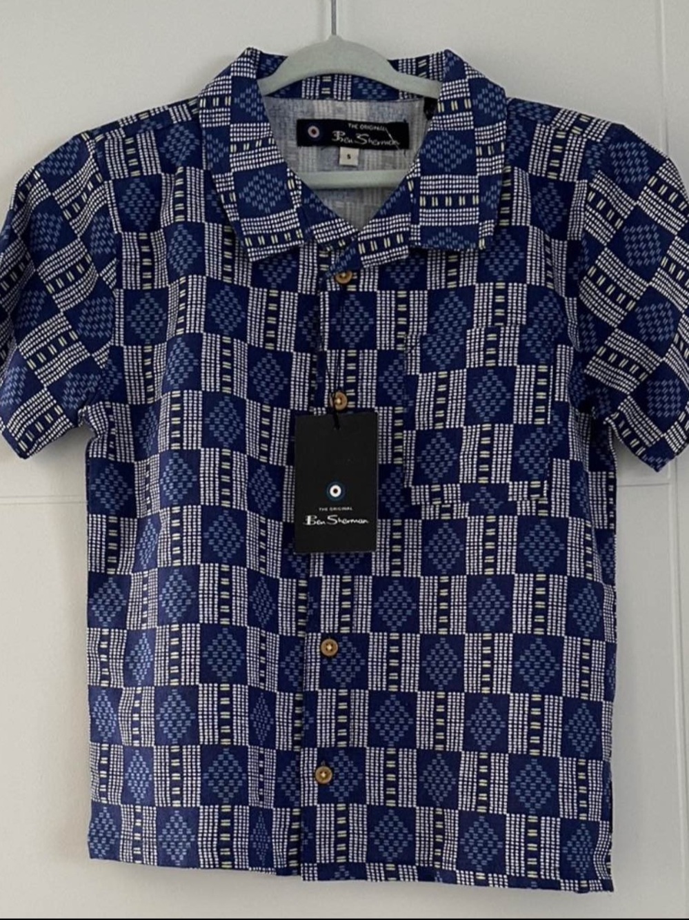Ben Sherman Navy+ Sovereign Code White Patterned Short-Sleeve Button-Down Shirts